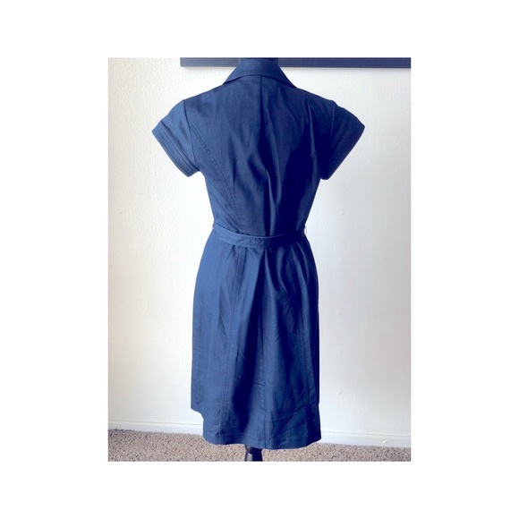 Button down, blu-jean dress w/ wrap tie made by Evan-Picone. - Picture 4 of 4